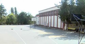 Copii luați din curtea școlii cu duba de poliție, apoi amendați: Corpul de control al MAI verifică acțiunea polițiștilor