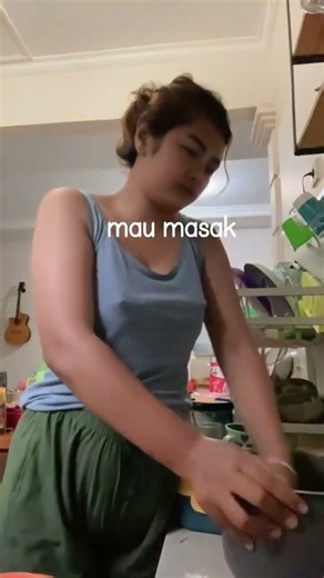 lagi nyuci beras🤤 mau masak👀♥️♥️♥️