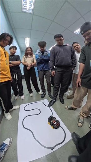 Arduino Uno Lime Follower Robot