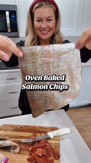 Solovey Kitchen on Instagram: "Easiest salmon skin chips you will ever make! Step 1 ) Cut up any fish skin like steelhead or salmon. 2) Cut it into small or thin pieces 3) Bake at 415 degrees for 7-15 min depending on your skin. 4) Let them sit for a few min and then enjoy! #salmonchips #fishskin #salmonskincrispy #crispyfishskin"