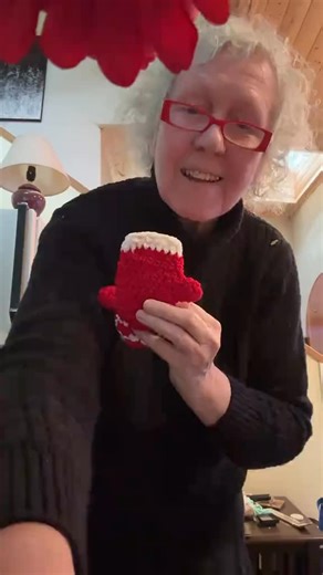 The cutest little crochet mitten gift card holders. There’s a free pattern on my blog. Just search Mittens gift card holder on carrowaycrochet.com Wishing everyone an amazing holiday season. ❤️🧶❤️ #crochetlove #Christmascrochet #giftcardholder #crochet | Carroway Crochet