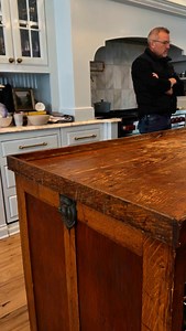 As you may know, my kitchen island is the focal point of my kitchen, and it always has been, but it’s an old vintage nuts and bolts hardware counter over 100 years old! It’s definitely seen better days until now…New beautiful walnut drawers inspired me to upgrade the very top and so of course, I thought of @kccustomhardwoods to help me find the perfect slab of walnut that we could beat up just the right amount and make it look like it could’ve been here for 100 years. Man, did they deliver! Thes