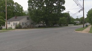 Suspect, 80-year-old man both shot during home invasion, police say