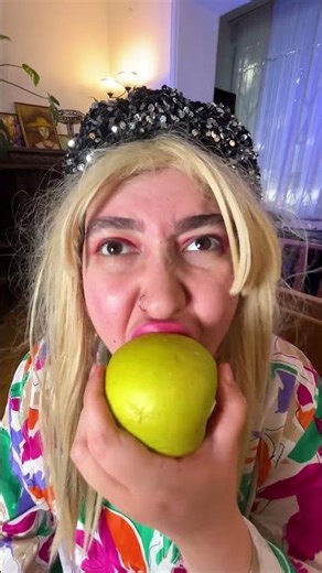 👻🎨 Transform into the Big Mouth Ghost! Halloween Makeup Magic!