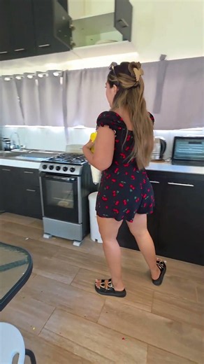 Working as a house cleaner 🏡 😅🤭