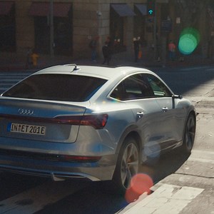 484K views · 264 reactions | この歌と同じくらい、あなたの心をつかんで離さない。Audiの100%電気自動車e-tron Sportbackとともに、サステイナブルな未来へ。 | Audi Japan / アウディジャパン | Facebook