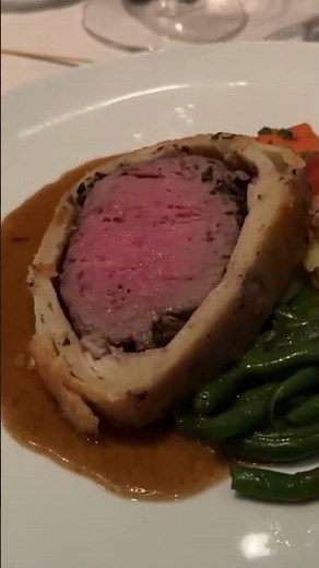 Celebrity Reflection | Main Dining Room | Beef Wellington #celebrityreflection #foodie #cruisefood