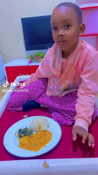Kula Mboga za Majani: Daktari na Mtoto