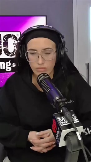 Michelle thinks her husband Steven is cheating after finding a fake Instagram account on his phone. She later discovered he was messaging someone from that account too.We found a phone number in the DMs, and Michelle wanted us to call it to get answers. The show does a three-way-call with Steven and this random number. When we hear them talking, things took a turn that had EVERYONE in shock! Full Segment Here: https://www.iheart.com/podcast/513-mojo-in-the-morning-26584025/episode/war-of-the-ros