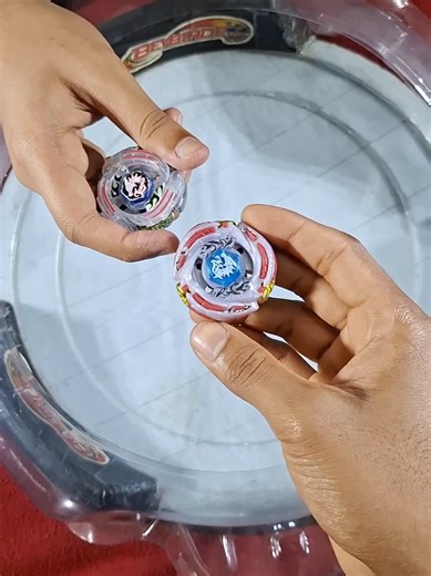 L Drago Vs Hand Spin: Beyblade Showdown