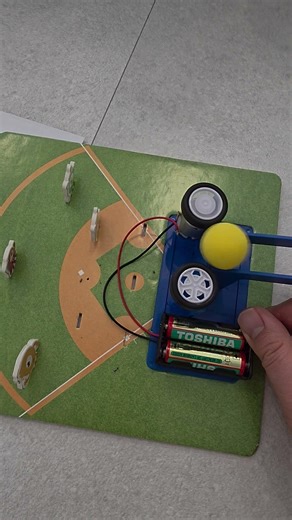 Making a Mini Pitching Machine: After Trial and Error, Completed