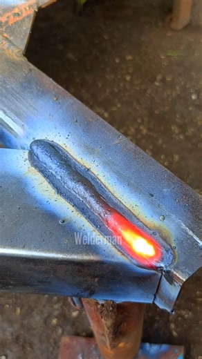 209K views · 2.6K reactions | how a novice welder will more easily understand welding techniques in this way | Welderman | Facebook