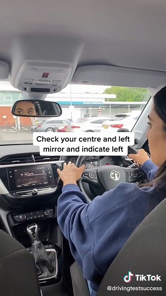 HOW TO:👉 Left turn 🚘✅ #drivingtips #drivingtest #drivingtestsuccess #learnerdriver #howto #drivinglessons #fyp #foroyou