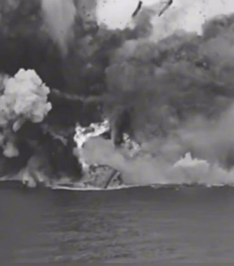The Explosive Sinking of HMS Barham – One of World War Two’s Most Shocking Moments