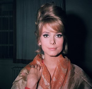 Catherine Deneuve: Timeless icon of the 1960s continues to radiate elegance and beauty – she soon turns 80