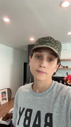 Shannon Beveridge on Instagram: "the best long distance relationship you can ever have!! tell your friends for their next long distance move use @roadwaymoving #roadwaymoving"