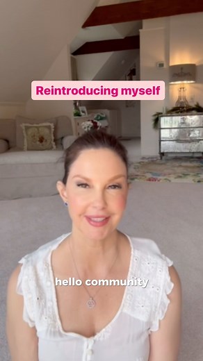 Ashley Judd | Hello Community! I wanted to say thank you to everyone who’s been here a while and thank you to those who are new. I’m an actor,... | Instagram