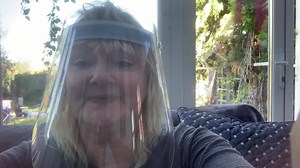 3K views · 13 reactions | 藍 SPLATTER PAINTING TOP TIP!!! ☀️ | Crafty Teacup Creative Hub | Facebook