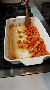 This week’s recipe in our Healthy Holiday series is Maple-Roasted Sweet Potatoes 🍠 This side dish has a maple syrup glaze and is low-fat, low-calorie, and heart-healthy! Check back next week for another delicious and easy-to-follow recipe to add to your upcoming holiday meal! #mapletreecanceralliance #exerciseismedicine #exerciseoncology #cancerrecovery #healthyholidays #exercise #health #cancer #thrive | Maple Tree Cancer Alliance