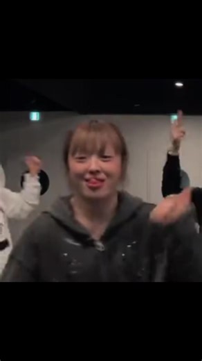 Bada Interrupts Lusher's TikTok in a Cute Dance Moment