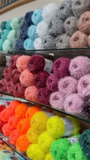 Knitting Time on Instagram: "Rico Creative Bubbles a very special yarn with a spongy surprise and just a lovely stock to pick from. The 100% synthetic yarn has a fun, hairy texture that creates the perfect bubbles and many colors to match your kitchen decor. Ideal for bath-time sponges, shower puffs, and dish scrubbies. Practical and cute. @rico_design #creativescrub #ricocreativebubble #scrubbies"
