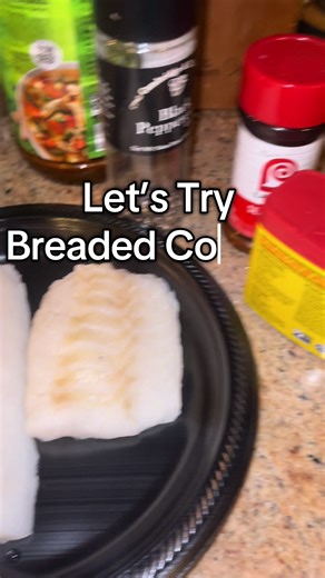 Let’s try breaded cod, fish for the first time. Let me know any tips or tricks that you use. I’m trying to make my recipe perfect.! . . #fyp #viral #new #foodie #exploremore
