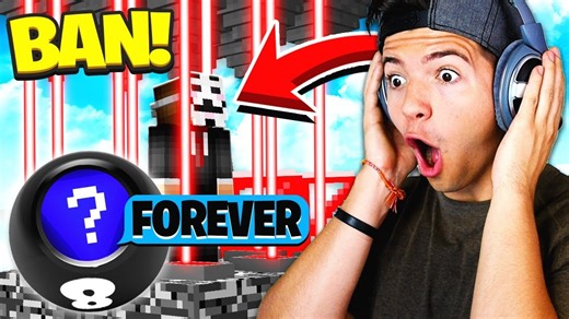 USING MAGIC 8 BALL TO BAN HACKERS on MY MINECRAFT SERVER! | Preston Tv