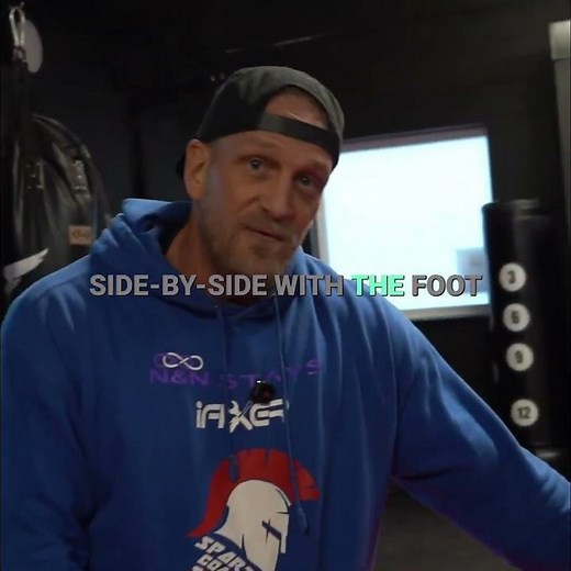 Mastering Footwork: Pivot and Strike Like a Pro! #shorts