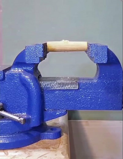 Attach PVC pipe to wall in 5 sec! DIY trick using zip ties.