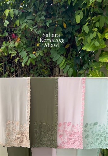 Discover the Saḥarā Kerawang Beaded Shawl