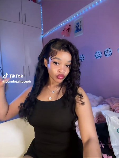 BonnieTah's Energy-Packed Twerk Dance Moves