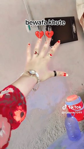 Magical Flower Trick: Floating Flower Illusion Revealed