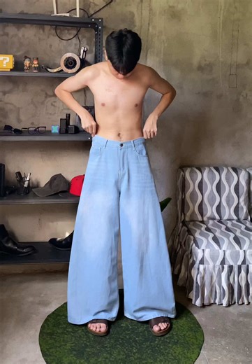 Sky Blue Wide Leg Pants: Fashion Recommendations