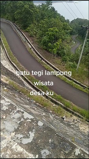 Exploring the Scenic Kelok 9 Road Journey