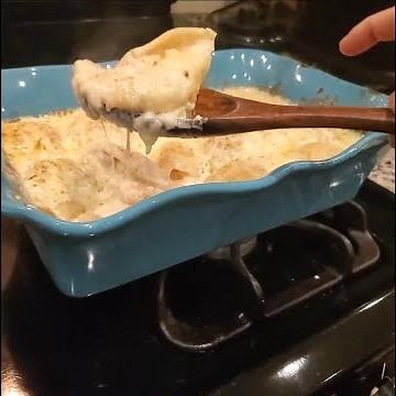 It's dinner time! Easy Cheesy chicken stuffed shells with Alfredo how to