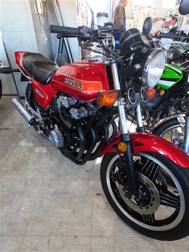 【在庫紹介】CB900FB VANCE管！#cb900f #honda #ウエマツ ▼今回紹介した車両についてはコチラ▼ https://www.uematsu.co.jp/bike/Honda/CB900F/data_5181.html