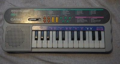 Casio ML-1 Magical Light Vintage Mini Light Up Keyboard Synthesizer Working | eBay