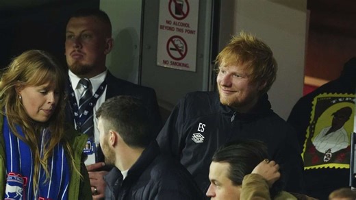 Popstar stört Fußball-Interview: Ed Sheeran – „Komme mir vor wie ein Depp“