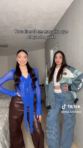 Niñas Altas: La Mujer Más Alta y las Hermanas Salinas