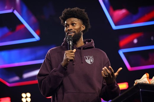 Jonathan Isaac, Magic Foward, Stands Through The Gospel