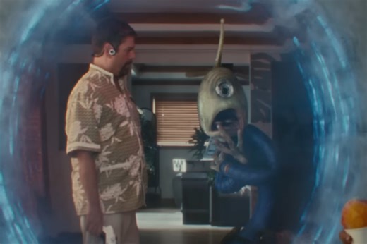 Lilo & Stitch's Director Tried His Best to Have Live-Action Pleakley Werk a Dress