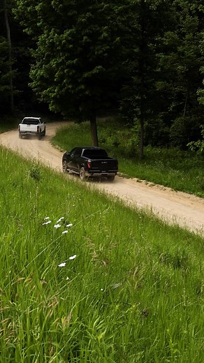 Strength in numbers — choose your GMC Sierra EV. | Holt Auto Group