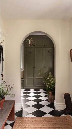 Paint Color Reveal: Meet Benjamin Moore Louisburg Green