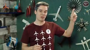 280K views · 9.7K reactions | Avião pequeno com 4 motores? Por pouco...