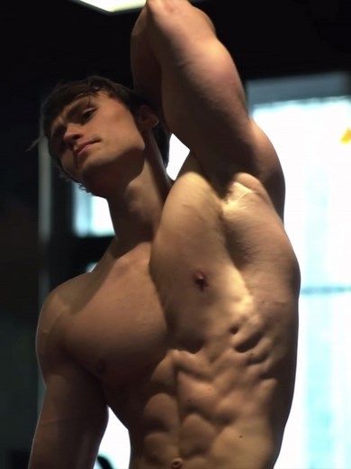 David Laid Gym Workout: Aesthetic Fitness Man