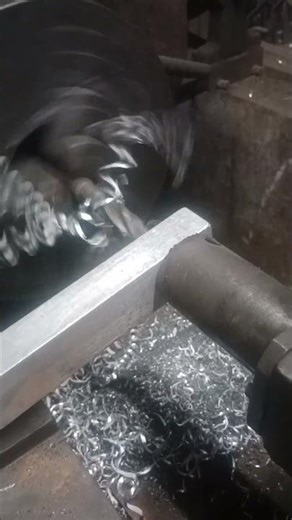 DAING CHAAP LOCK AND HOLE MAKING PROCESS IN SURAT#india #machine