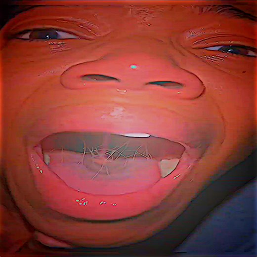 ‏نامت وفمها مفتوح. فصدمتها المفاجأه #مصمم_ال_مهدي