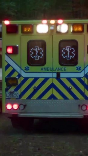 Ce mardi, « le monde a besoin de toi, Felix. Les Bracelets Rouges ont besoin de toi et, moi, j’ai besoin de toi »🫶 - ⭕️ Bracelets Rouges 📌 Mardi 20h à TVA et en rattrapage à @TVA #braceletrougestva