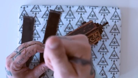 Solving the ancient lock puzzle!