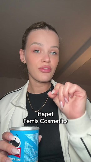 Femis Cosmetics: Zbritje dhe Surpriza në Suharekë